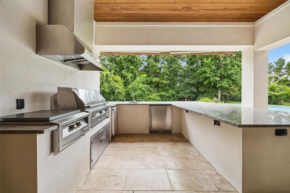 Photo of 25901 Haven Lake Drive