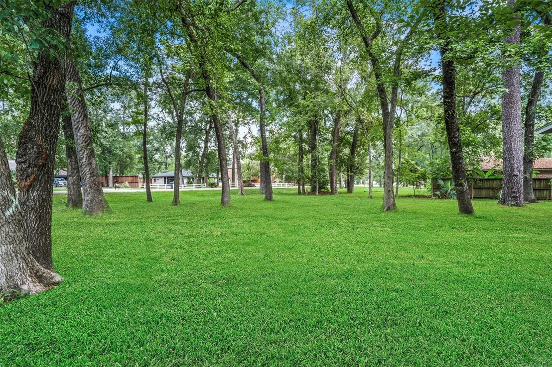Photo of 2319 Creekleaf Road