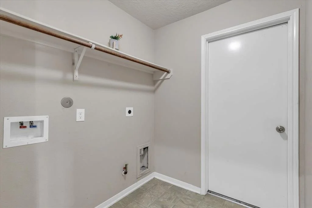 Photo of 4914 Hackamore Brook Court
