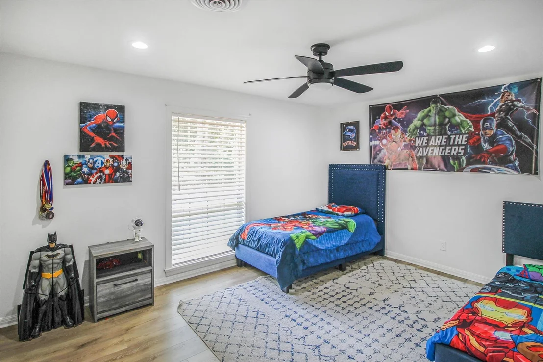 Photo of 536 Oak Drive