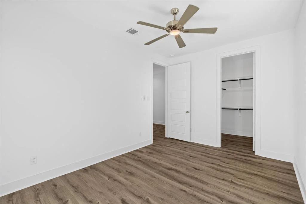 Photo of 5615 Savyon Drive