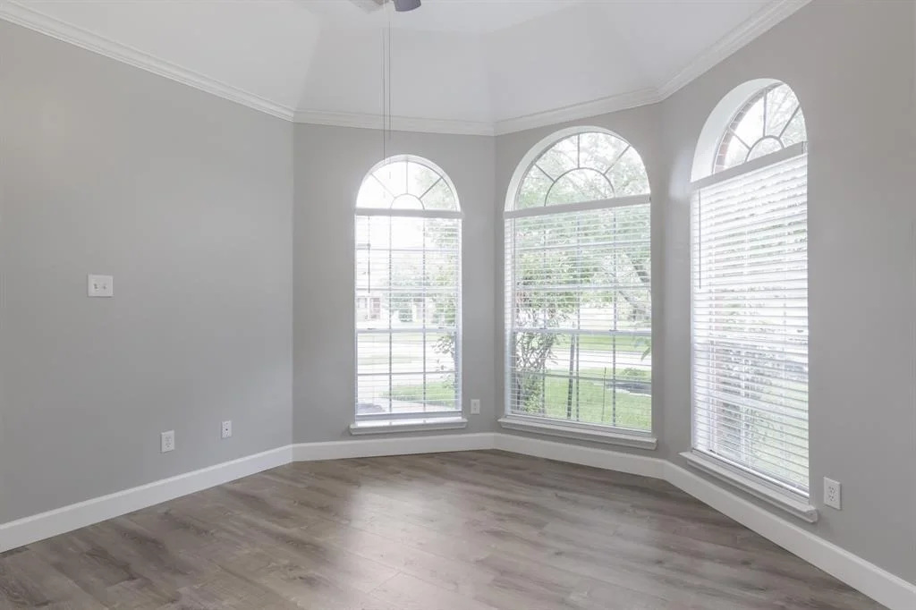 Photo of 3143 W Hampton Drive