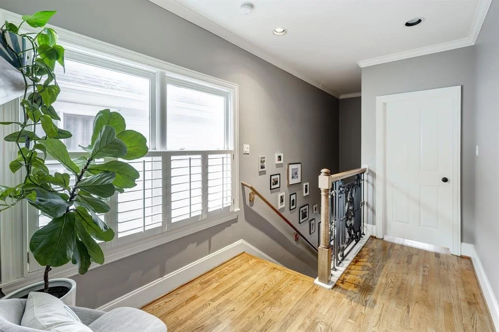 Photo of 818 Waverly Street