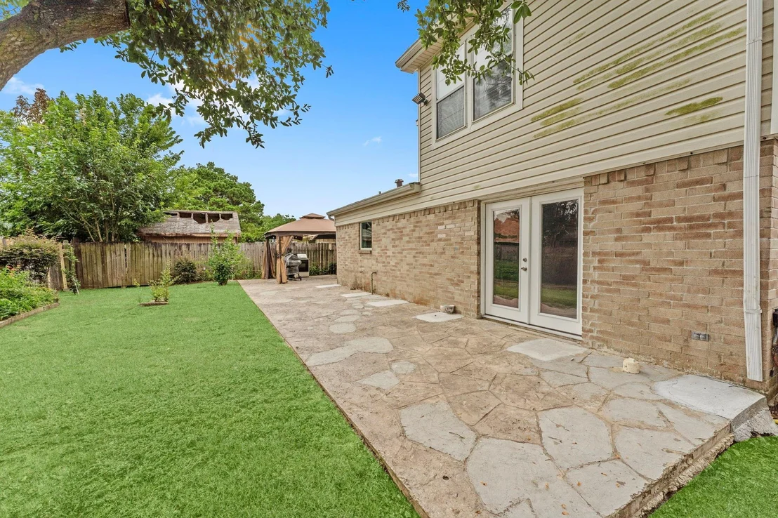 Photo of 606 Pinebrook Lane