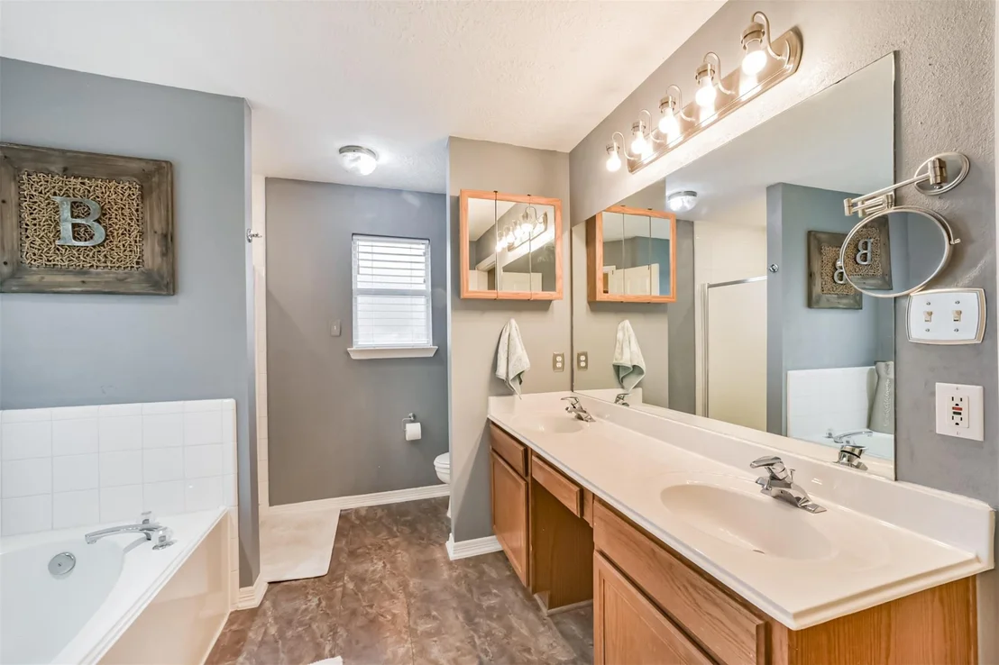 Photo of 2723 Indian Mound Trail