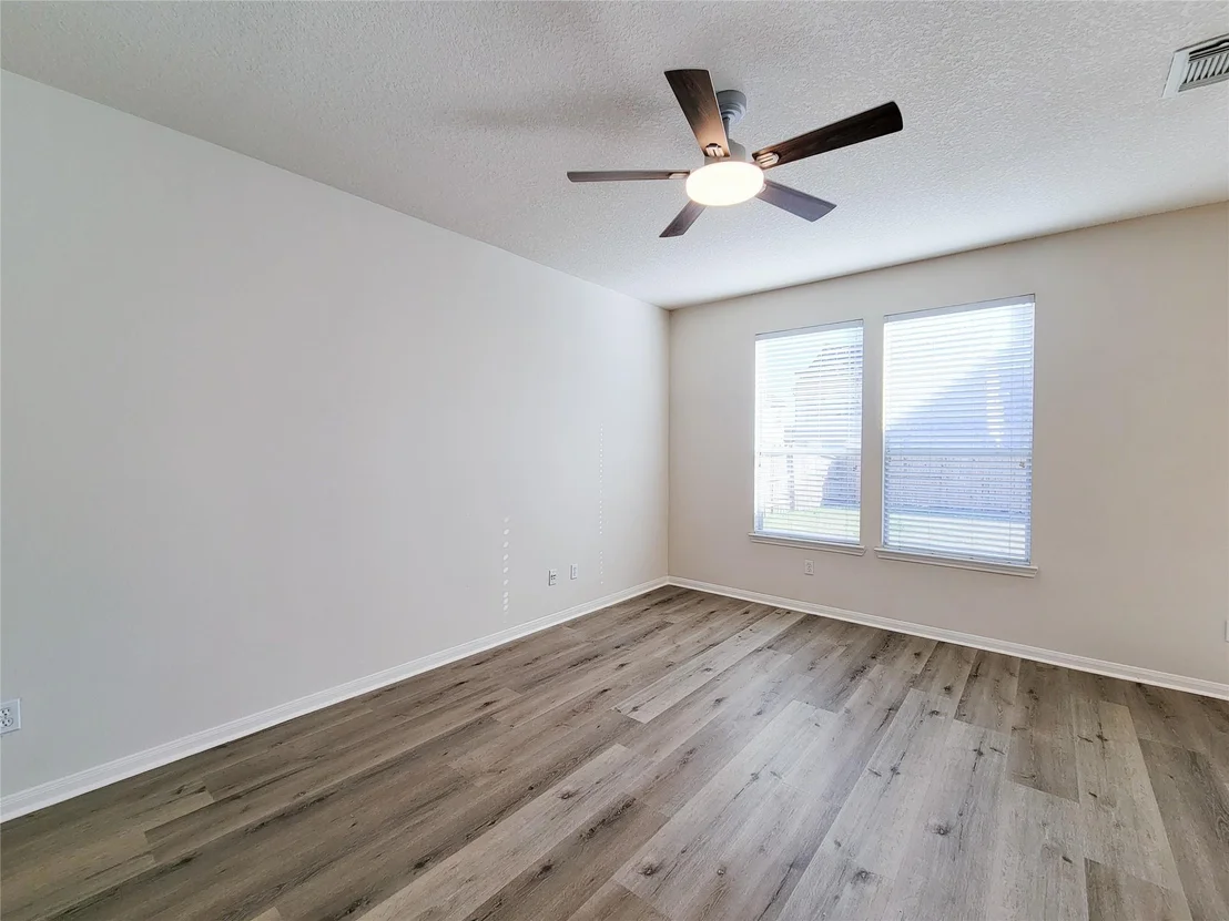 Photo of 26135 Hebron Lane