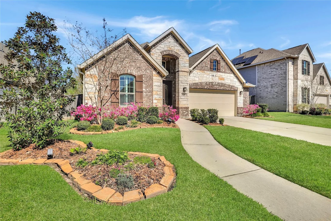 Photo of 3311 Bellwick Chase Lane
