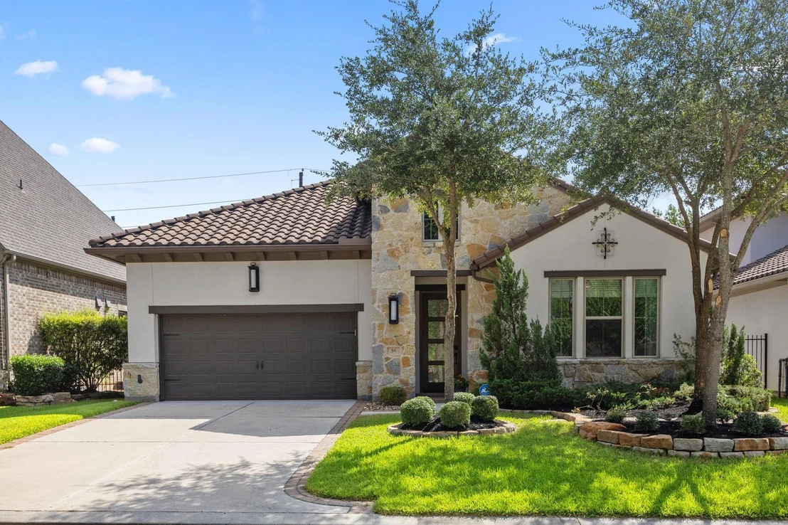 Photo of 38 Madrone Terrace Place