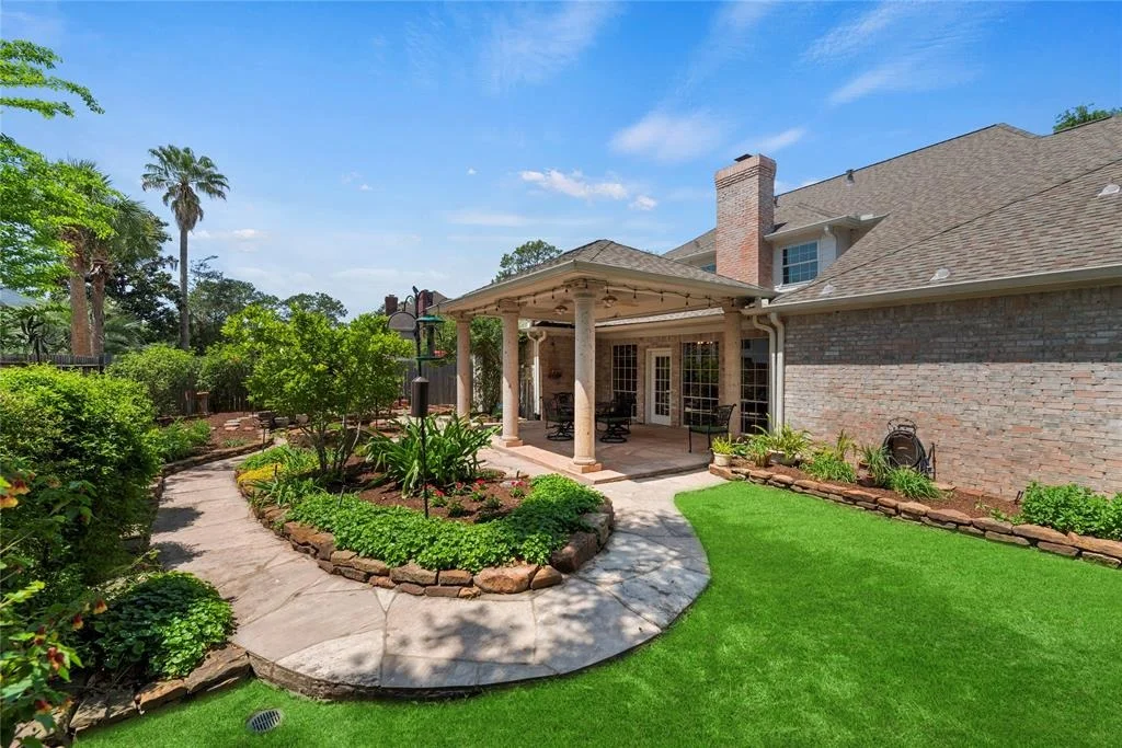 Photo of 19827 Timberwind Lane