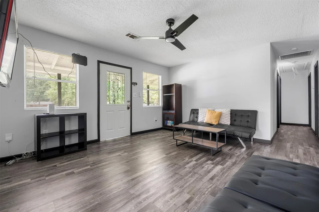 Photo of 541 Trails End Drive