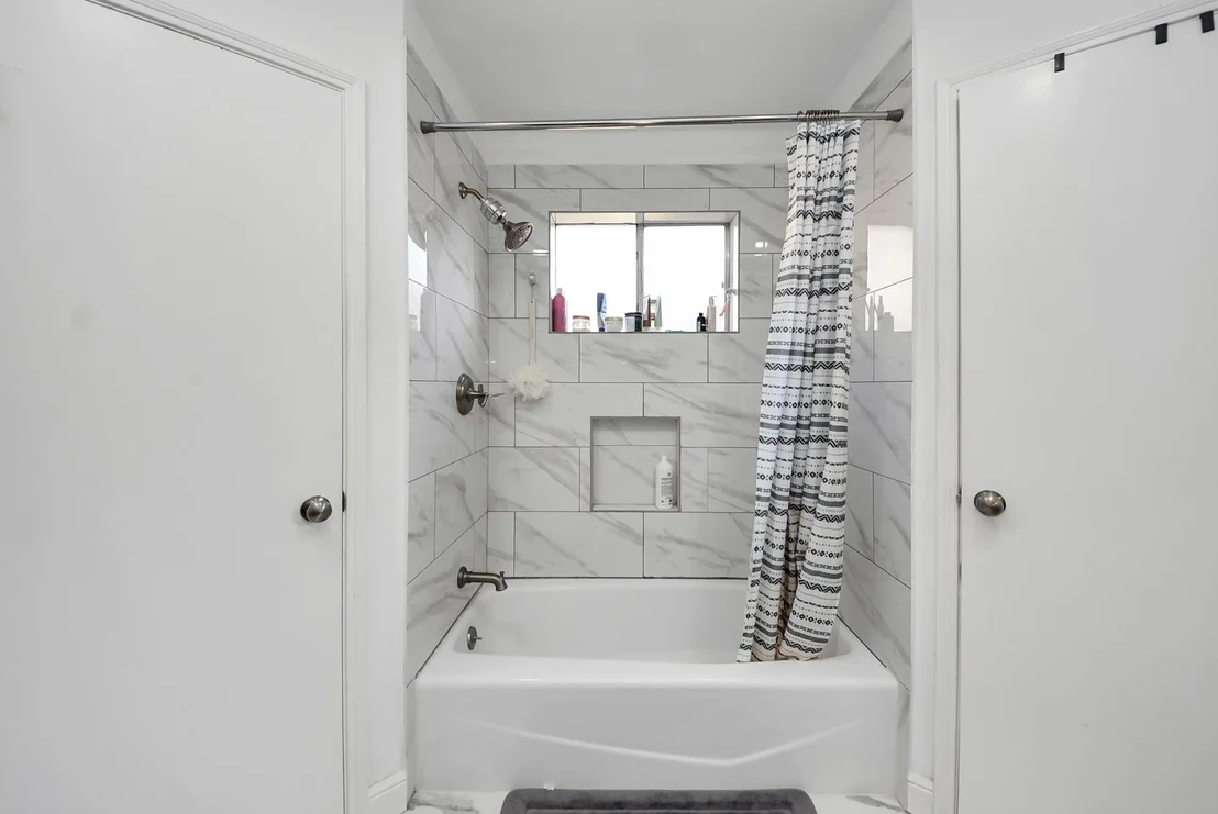 Photo of 2531 Willow Drive