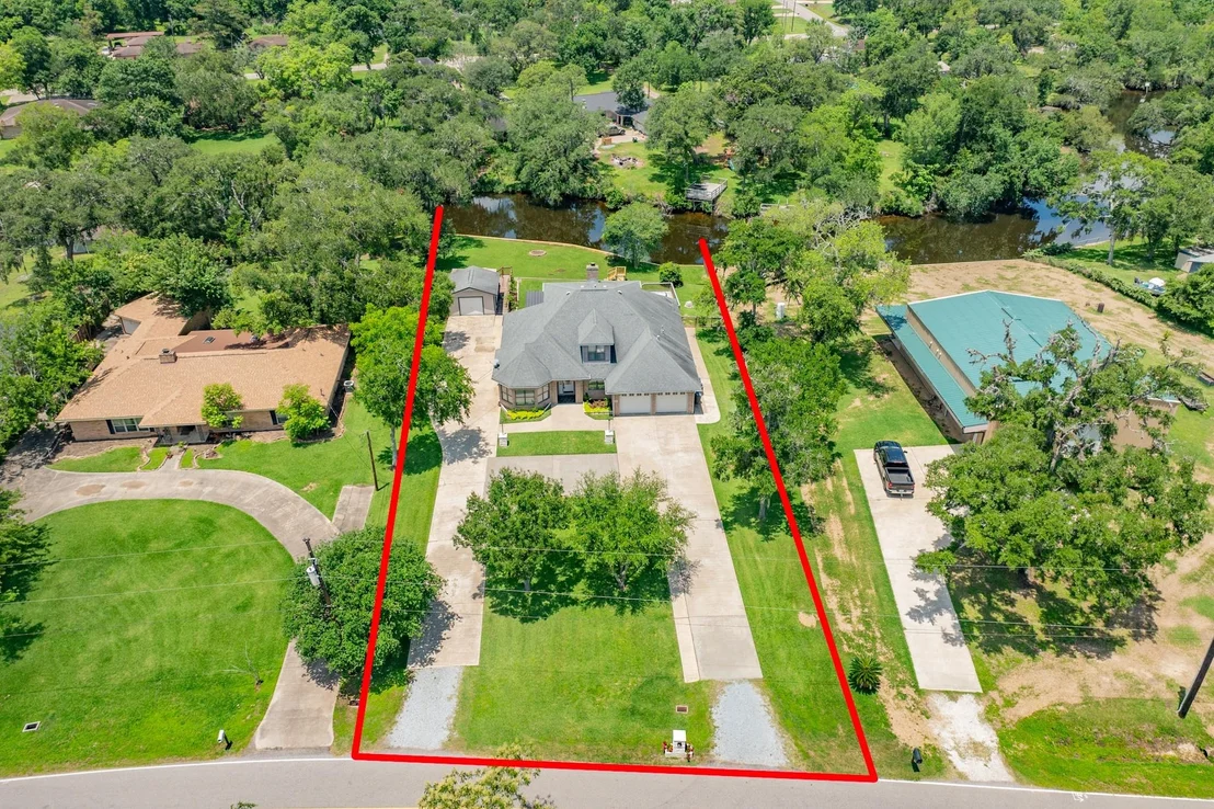 Photo of 41 Robinhood Lane