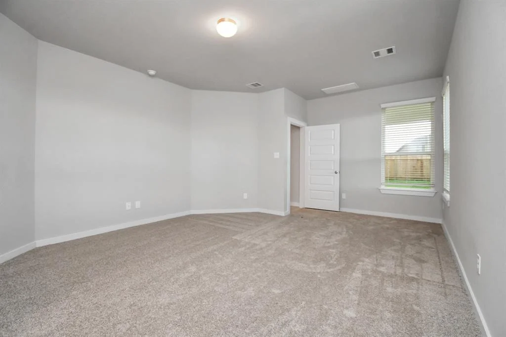 Photo of 15815 Walnut Leaf Lane