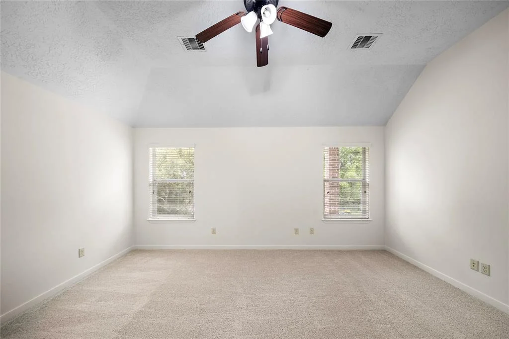 Photo of 186 Harley Drive