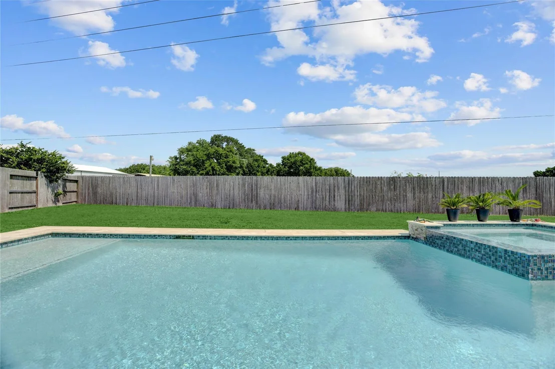 Photo of 17522 Treecreeper Lane