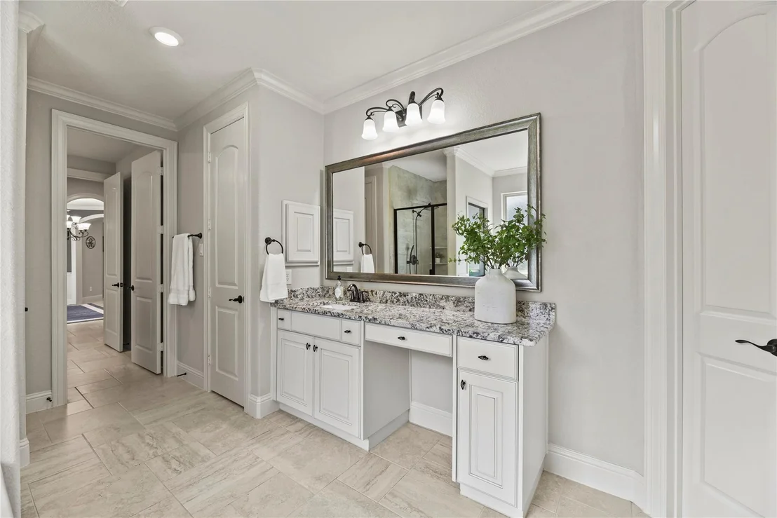 Photo of 1002 Pleasant Pines Lane
