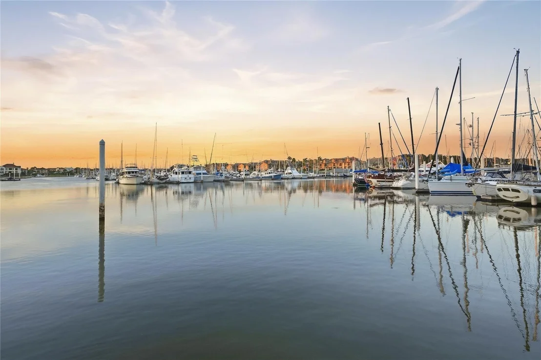 Photo of 320 Harborside Circle