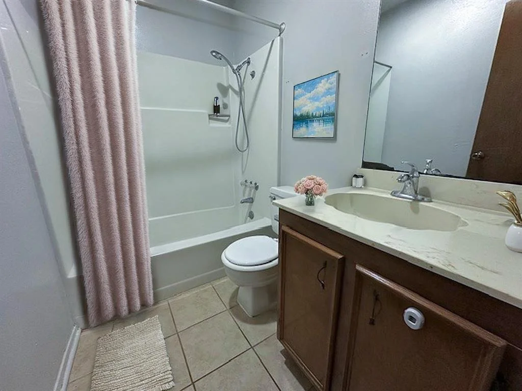 Photo of 1103 Kelving Way