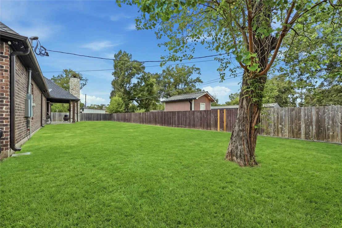 Photo of 21015 Briar Willow Drive