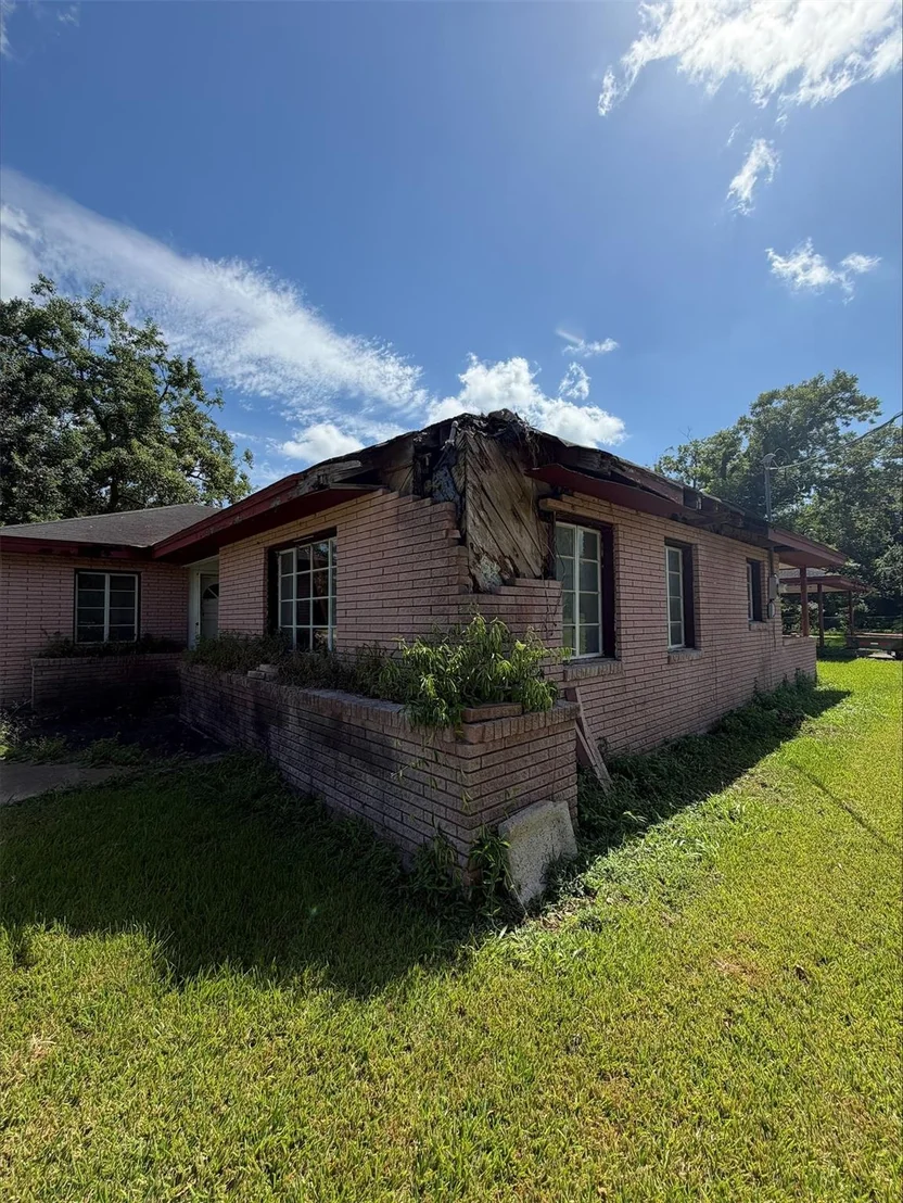 Photo of 611 Live Oak Street