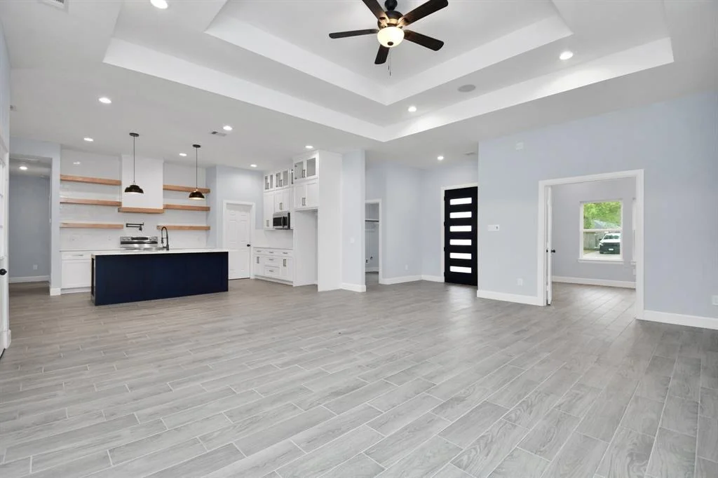 Photo of 226 Edgewater Drive
