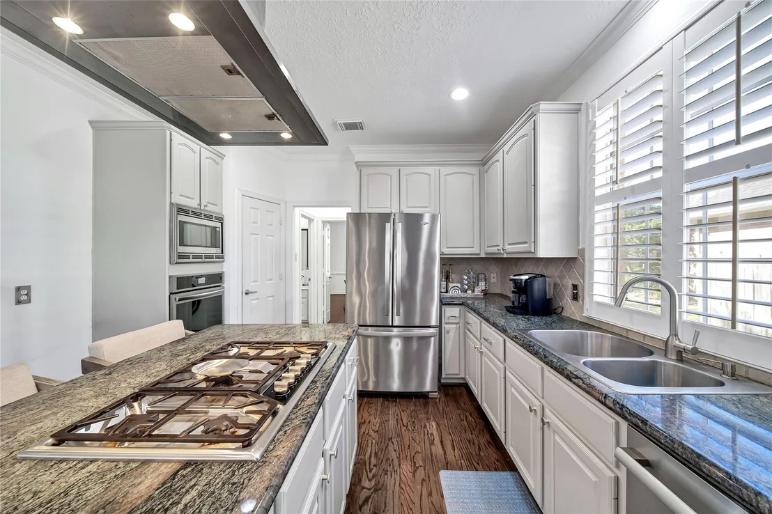 Photo of 15122 Windsdowne Lane