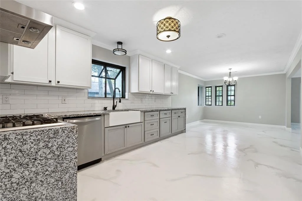 Photo of 570 Roanoke Drive
