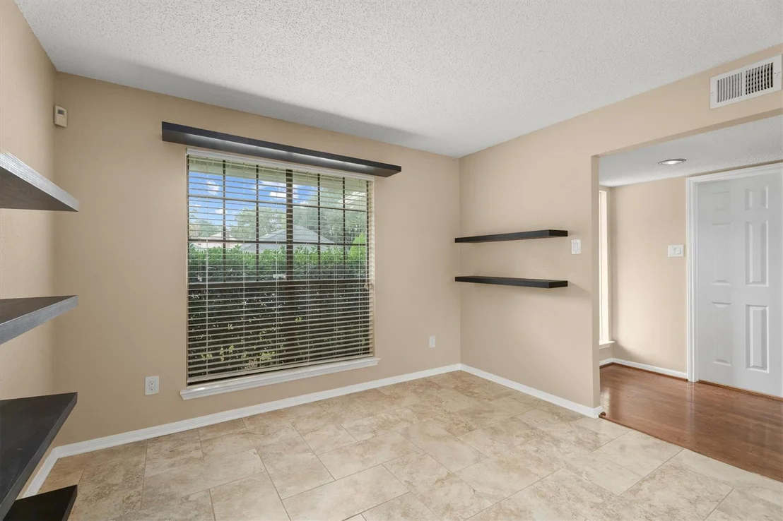Photo of 6907 Five Forks Drive