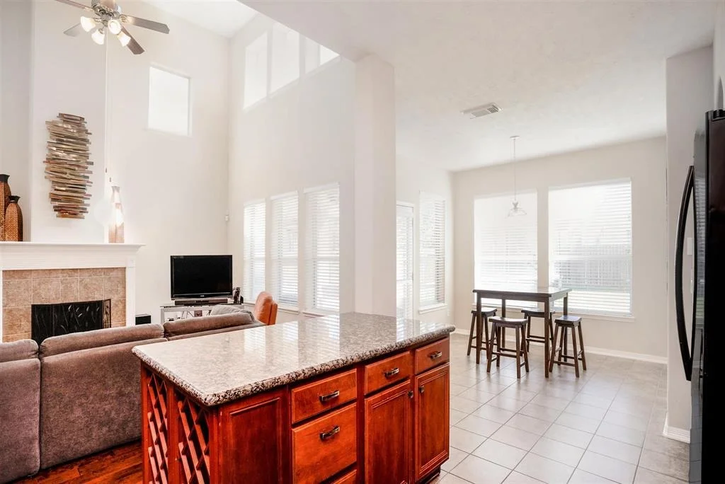 Photo of 25242 Hamden Valley Drive