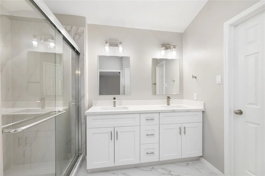 Photo of 20231 Niagara Falls Drive