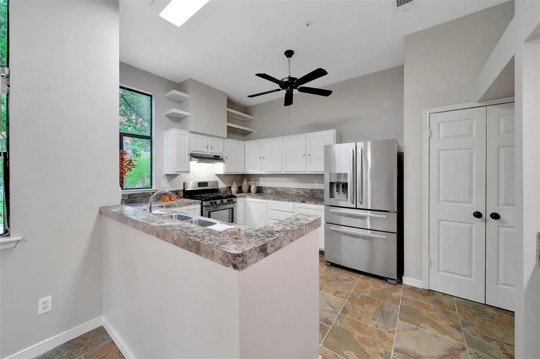 Photo of 34 W Trace Creek Drive