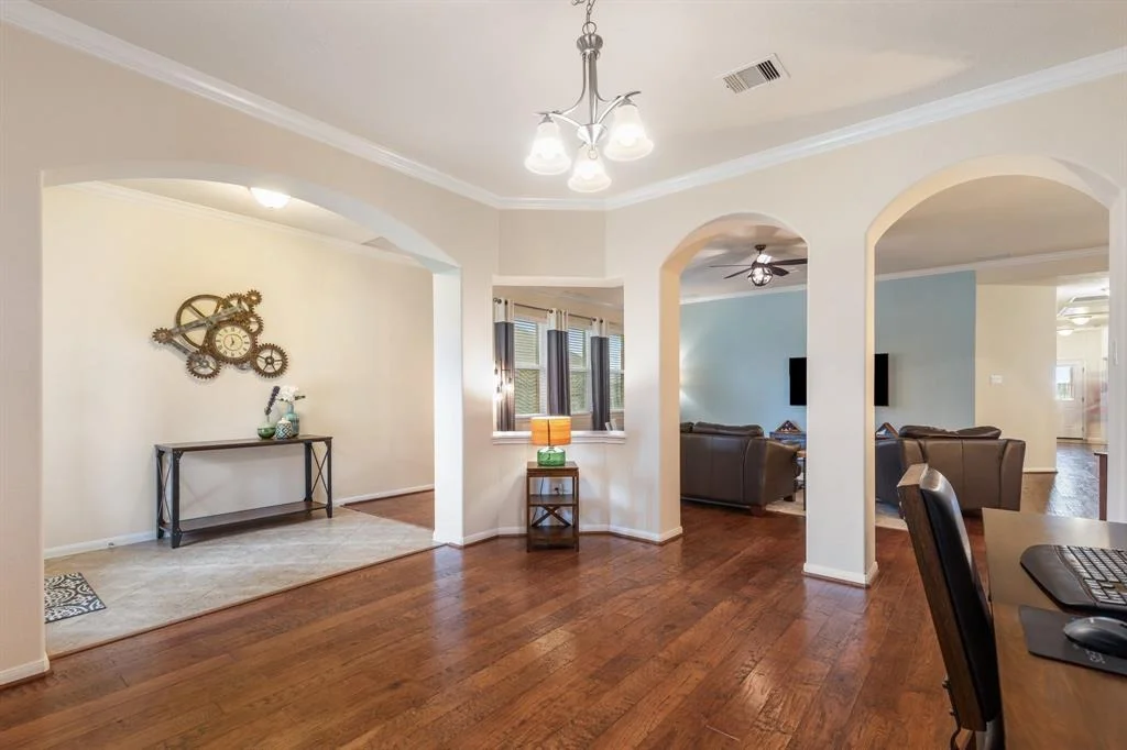 Photo of 9703 Wincrest Drive