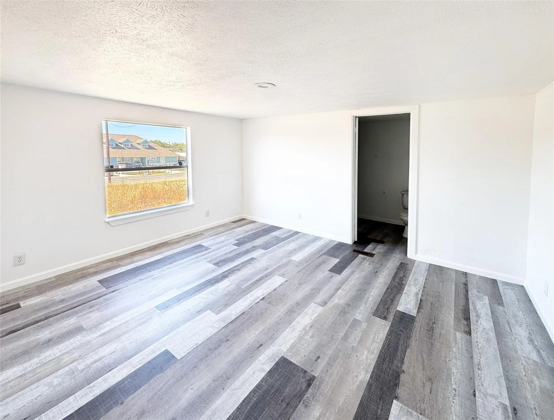 Photo of 23038 White Hickory