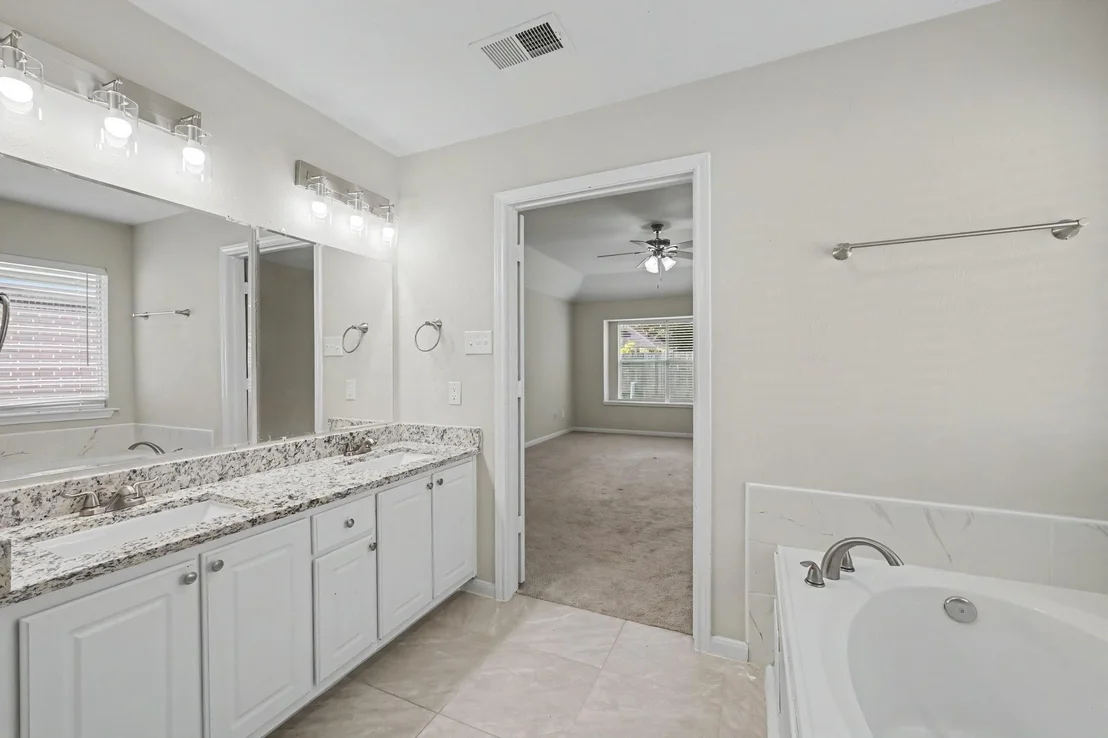 Photo of 2415 Easterleaf Court