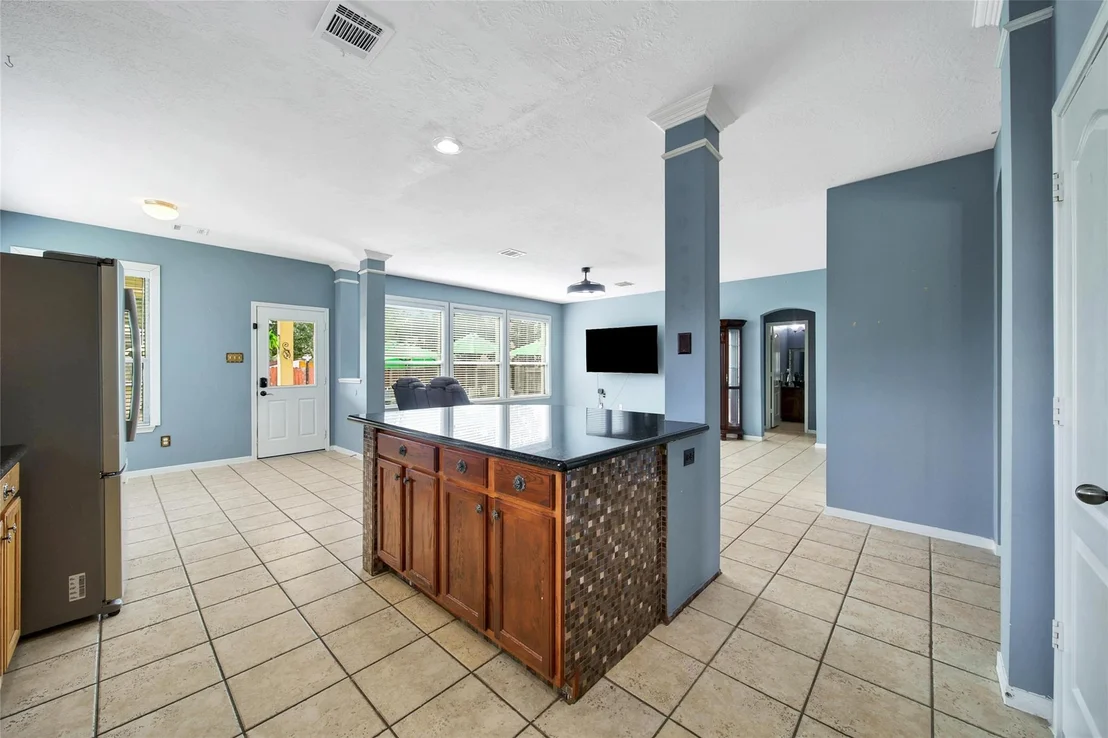 Photo of 18827 Squirrel Oaks Drive