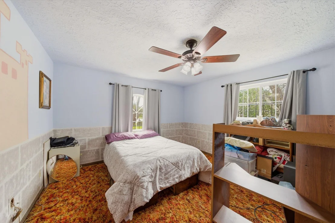 Photo of 1124 Estate Drive