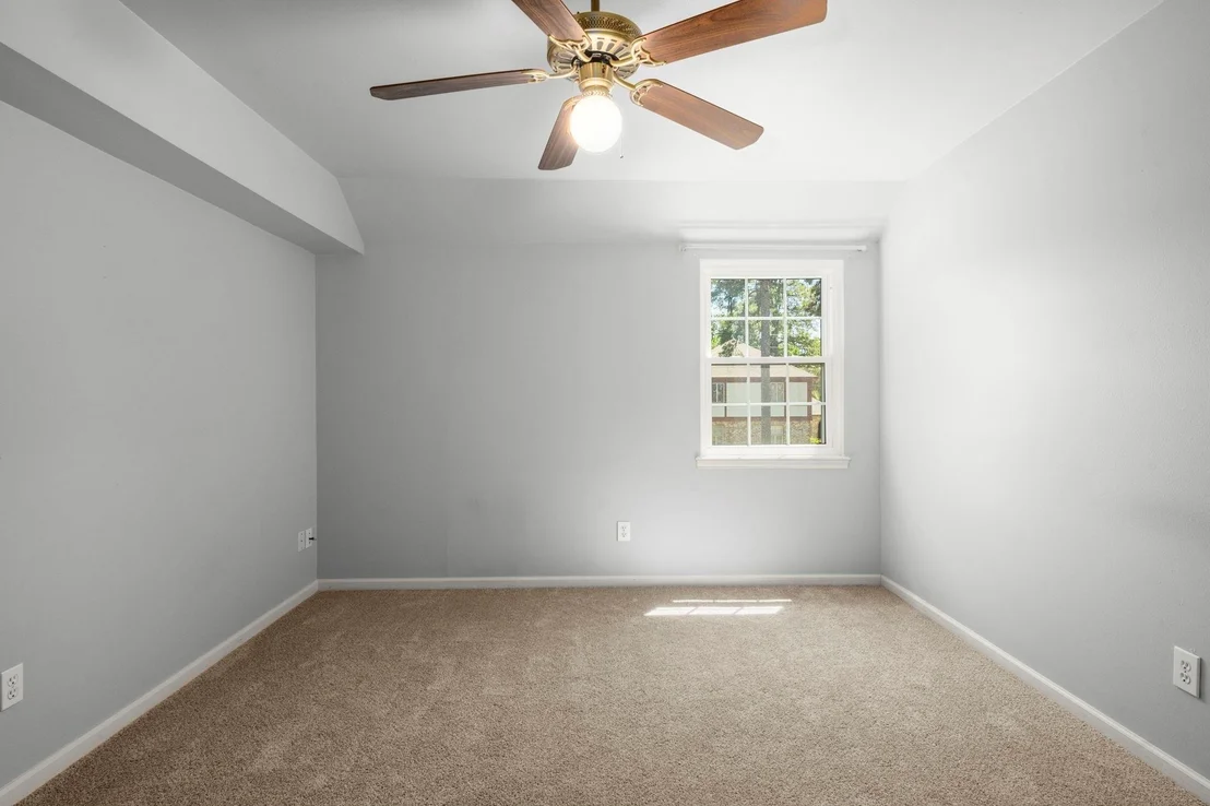 Photo of 518 Magic Oaks Drive
