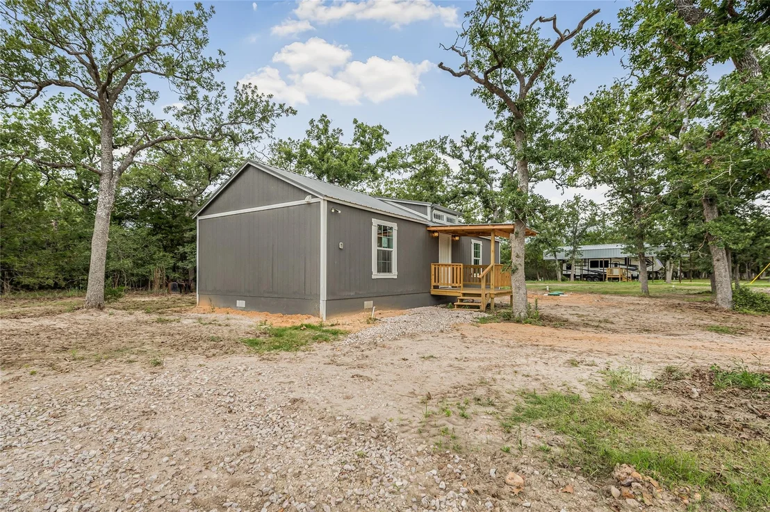 Photo of 405 Wilderness Road