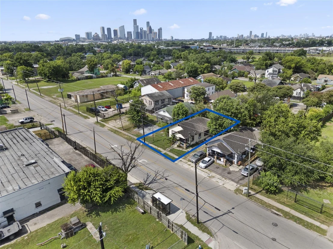 Photo of 2825 Jensen Drive