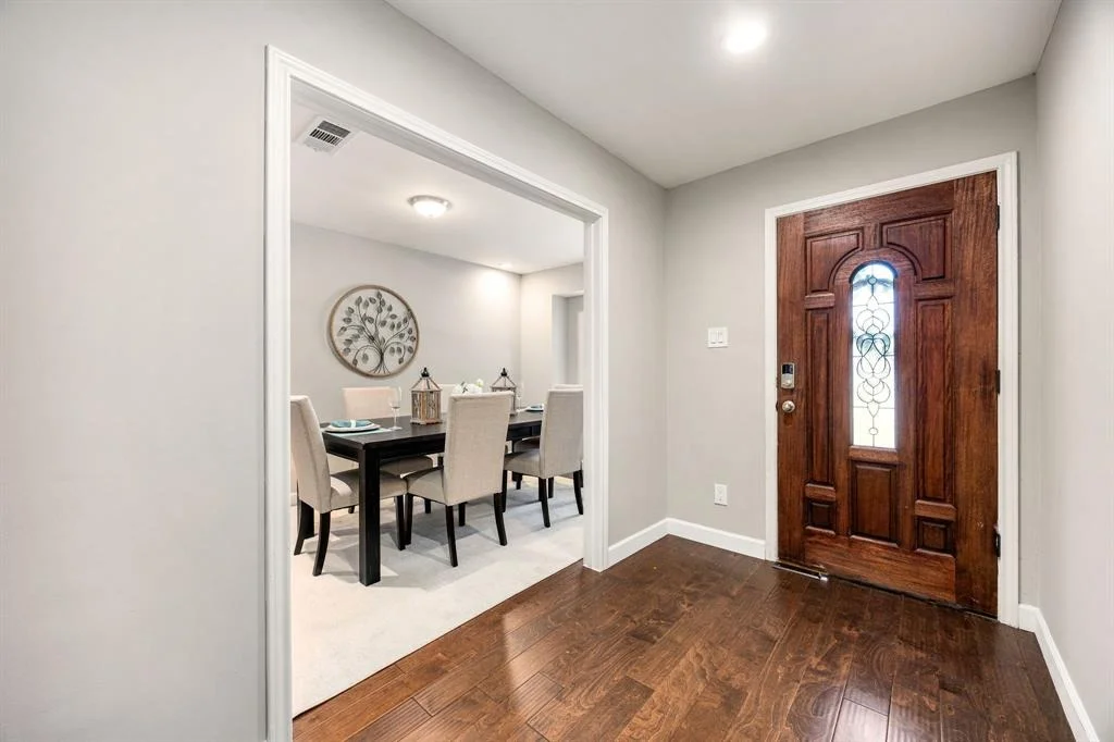 Photo of 10718 Dunlap Street