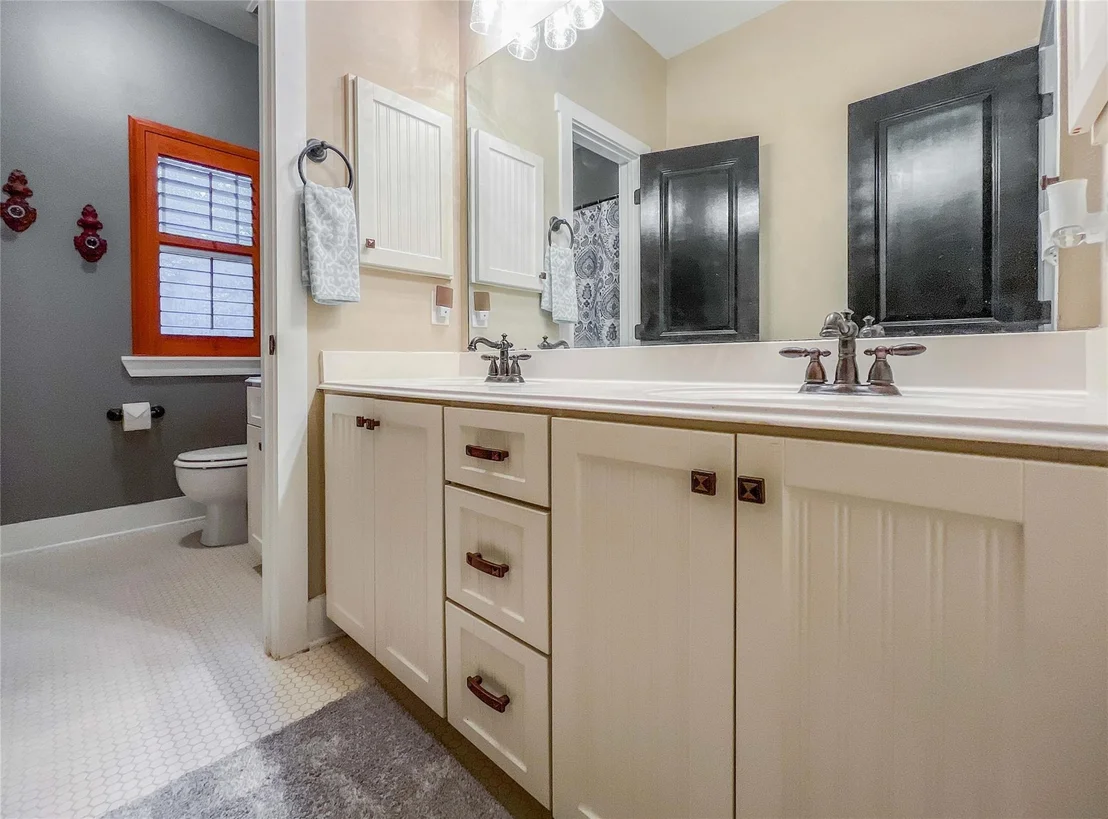 Photo of 157 Lower Borondo
