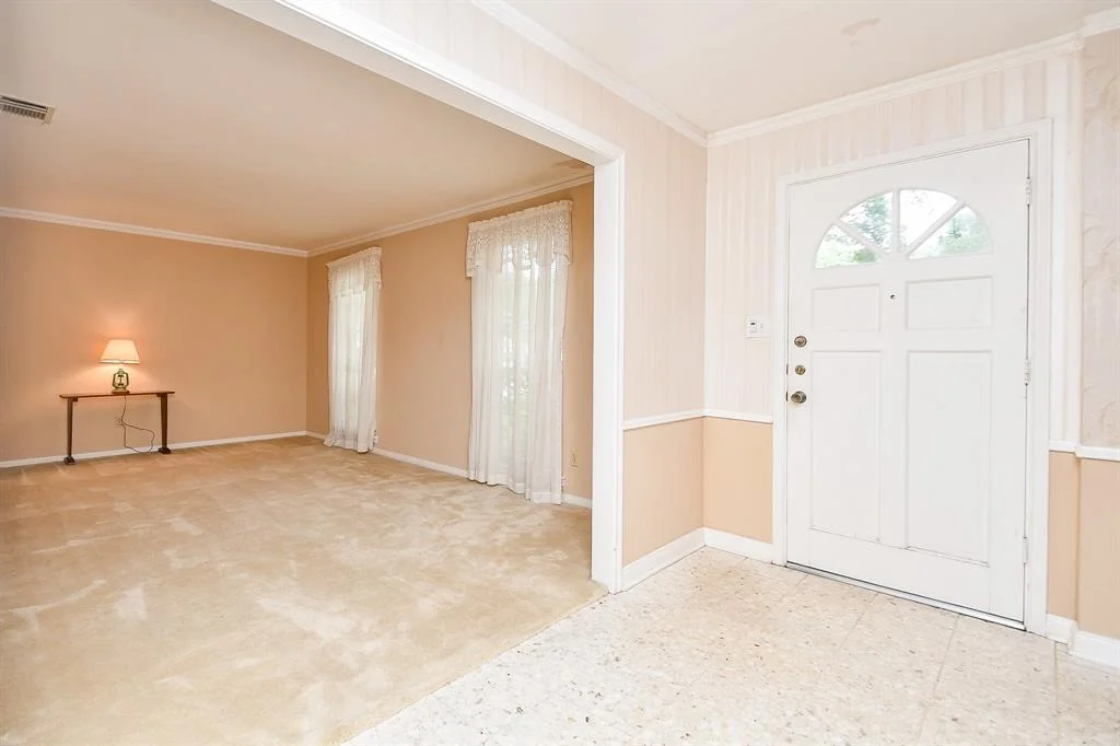 Photo of 14626 Carolcrest Drive
