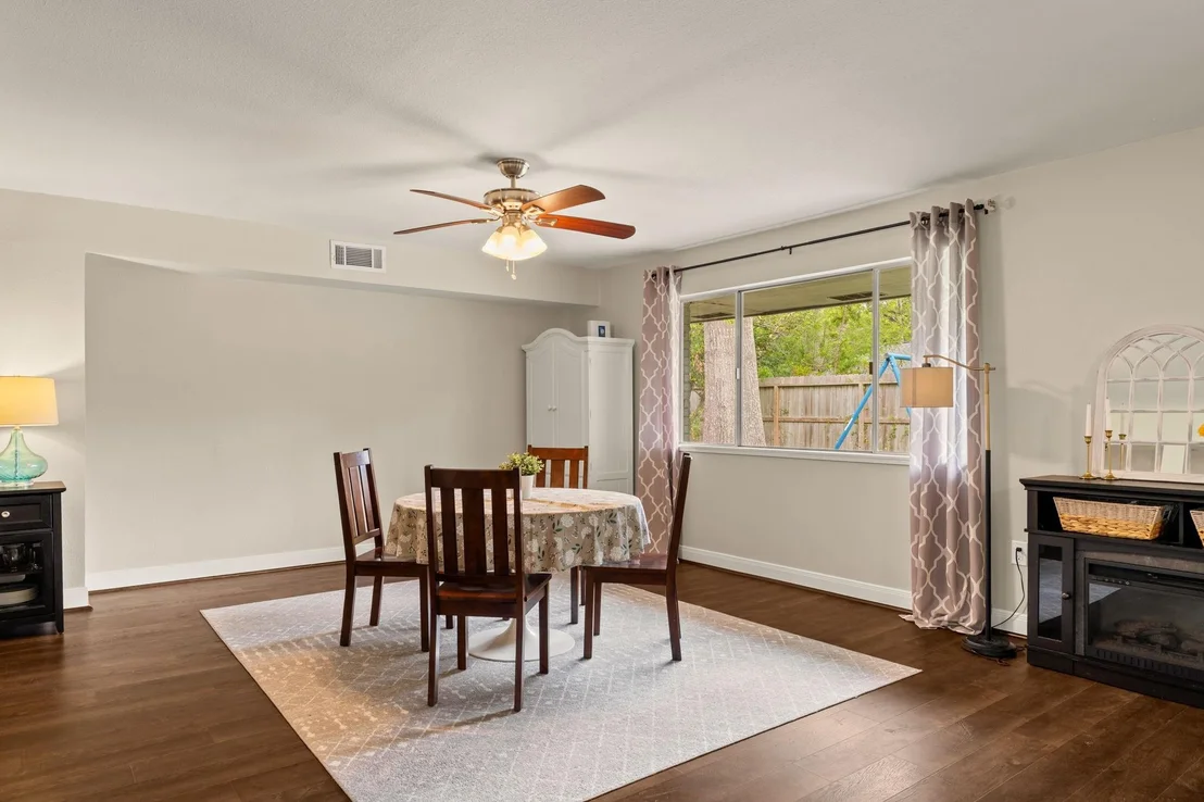 Photo of 1607 Richvale Lane