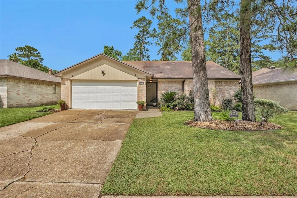 Photo of 23406 Dew Wood Lane