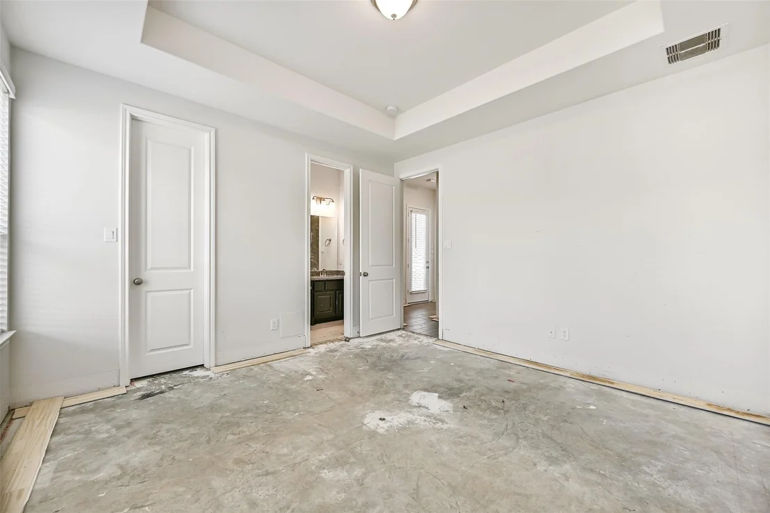 Photo of 4902 Grapevine Lane