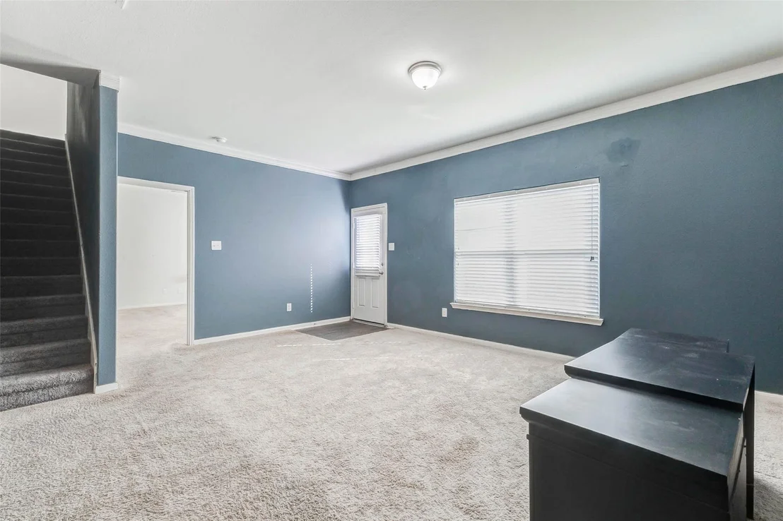 Photo of 2098 Saras Way