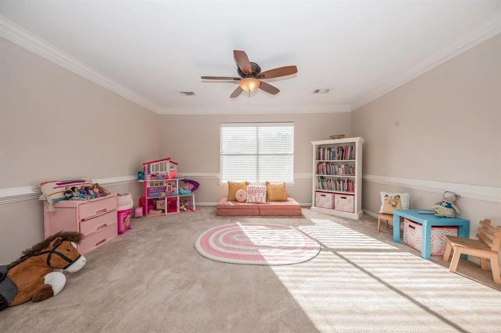 Photo of 17615 Woodlode Lane