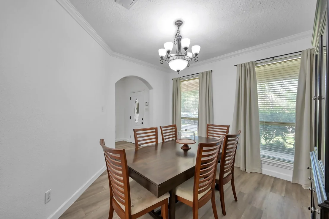 Photo of 1396 Havelock Drive