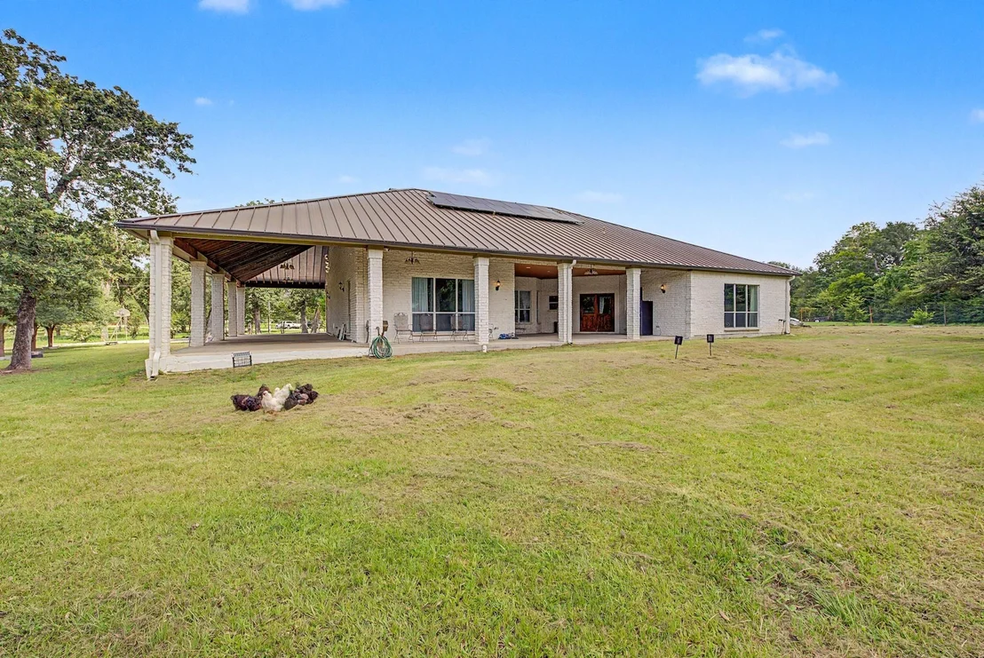 Photo of 39595 Bosque Road
