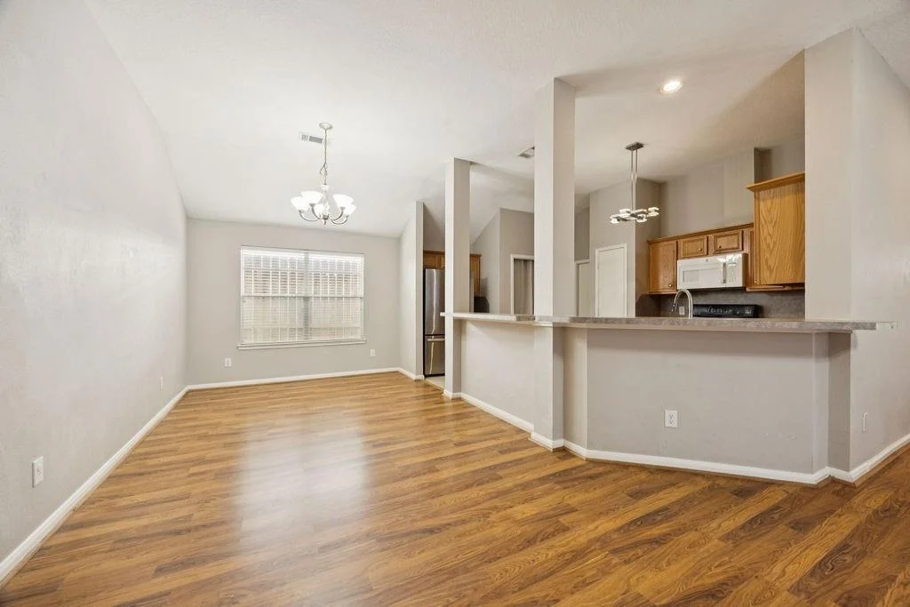 Photo of 1863 Creek Drive